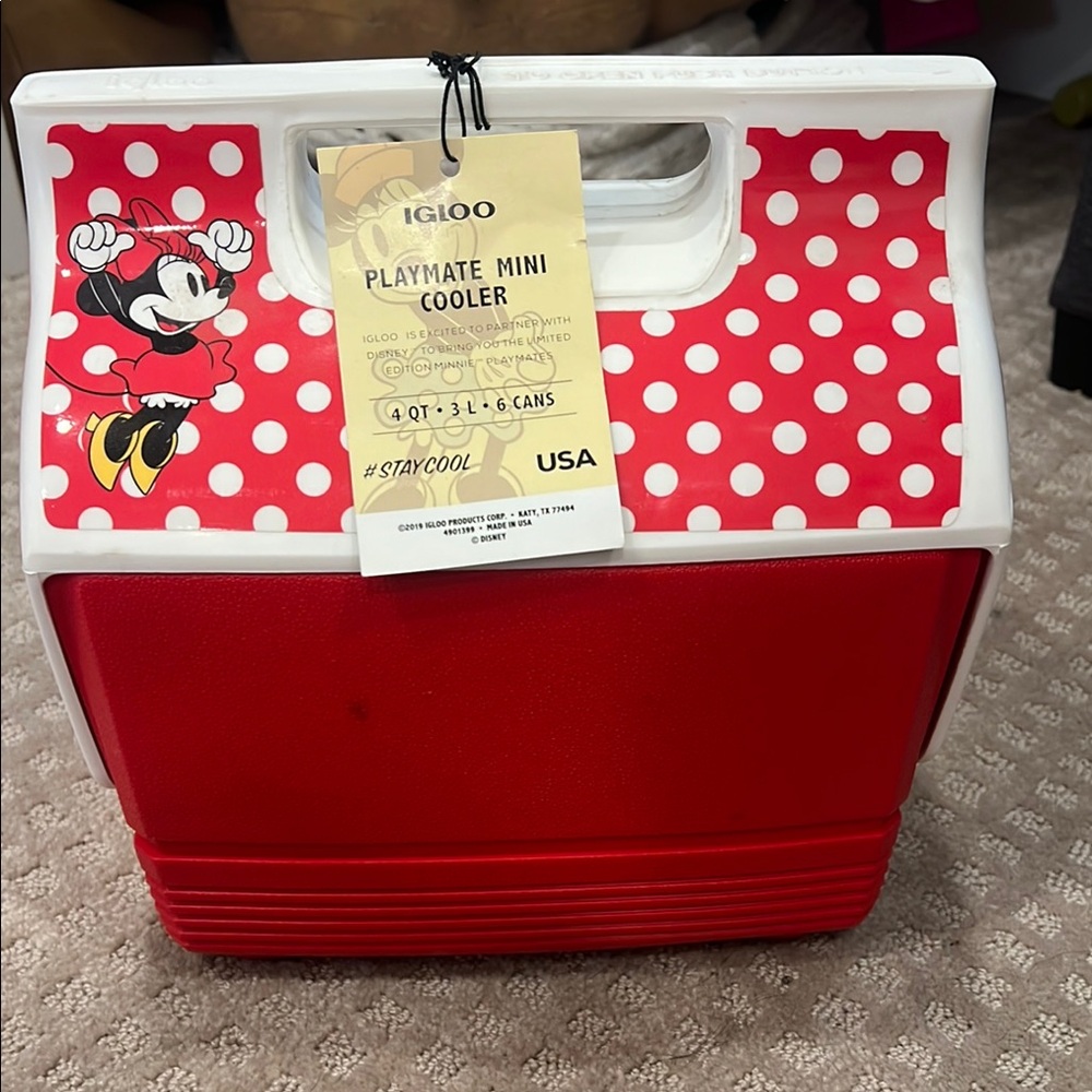 Igloo Playmate Mini Cooler with Polka Dot Design